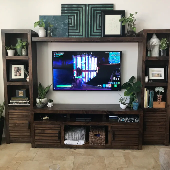 【Furniture】Maddie Entertainment Center for TVs up to 75