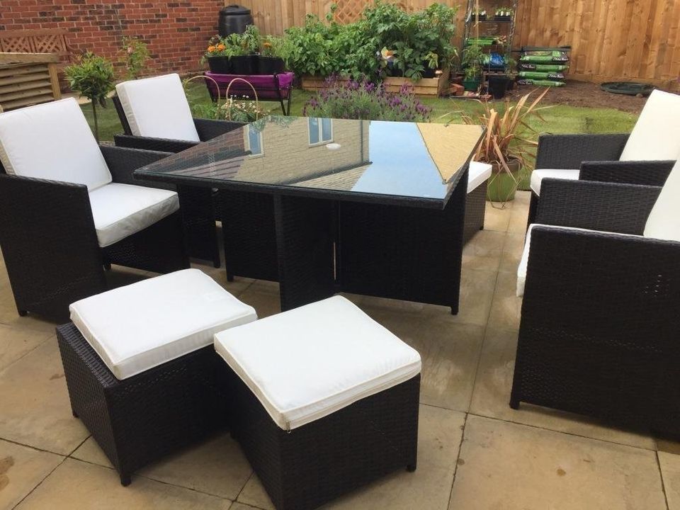 · Harts Premium Rattan Dining Set, Cube 8 Seats Garden Patio Conservatory.